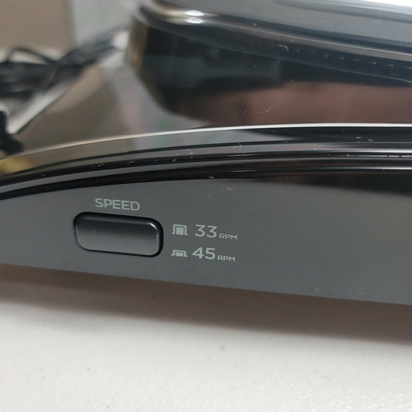 ION PROFILE LP Turntable (AC Mains Powered) Transfer Vinyl To MP3 Via PC Or Mac - Picture 9 of 12